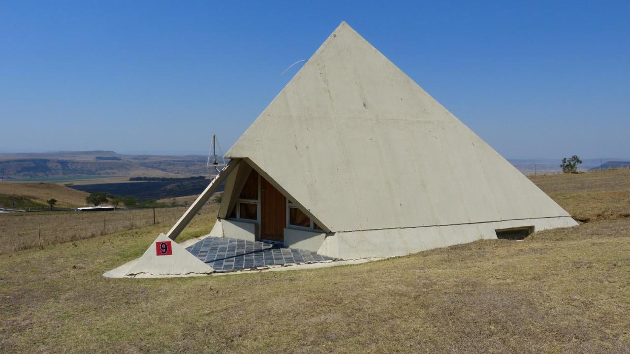 Pyramids Motel Van Reenen Eksteriør billede