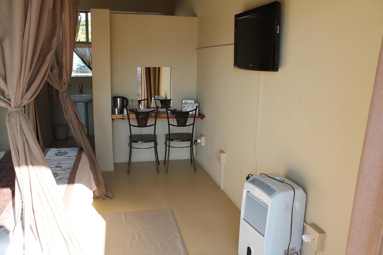 Pyramids Motel Van Reenen Eksteriør billede
