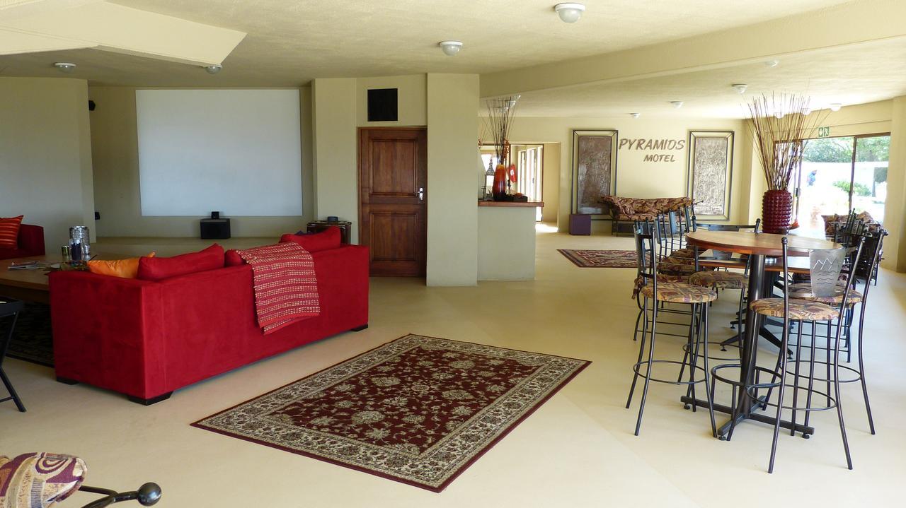 Pyramids Motel Van Reenen Eksteriør billede