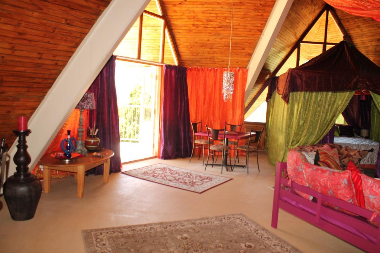 Pyramids Motel Van Reenen Eksteriør billede
