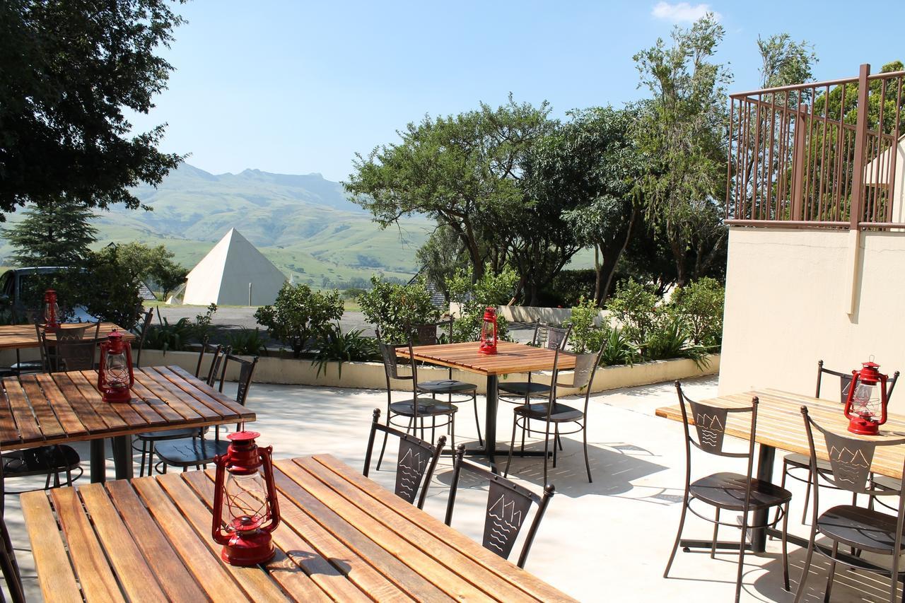 Pyramids Motel Van Reenen Eksteriør billede