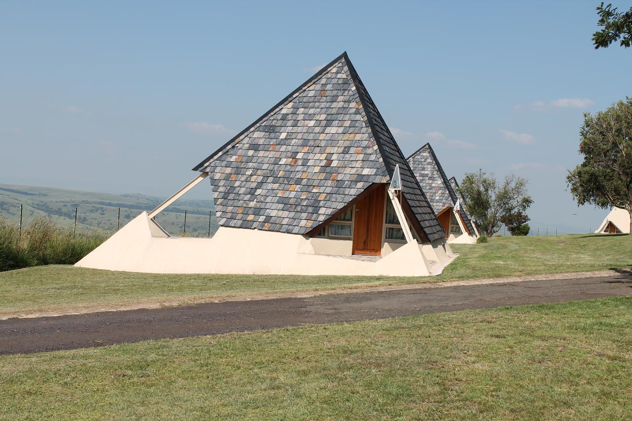 Pyramids Motel Van Reenen Eksteriør billede